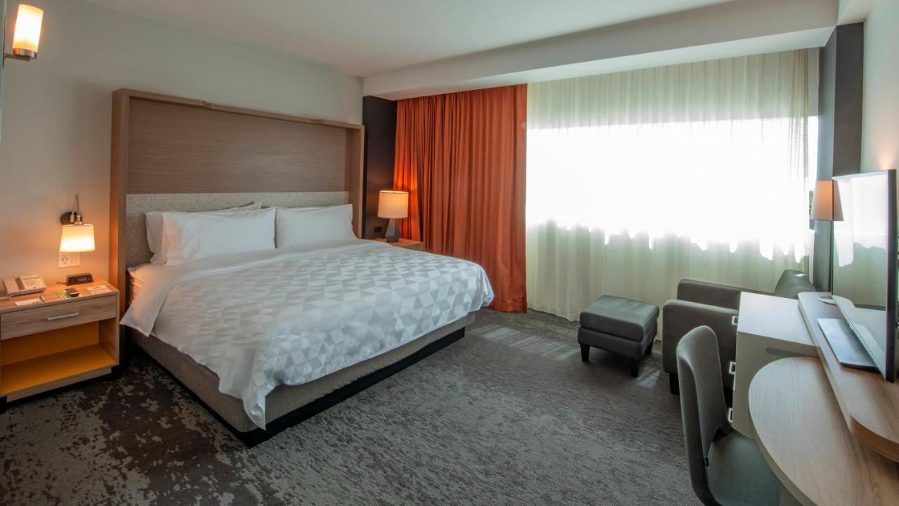 Holiday Inn&Suites - Merida La Isla, an IHG Hotel Habitación foto